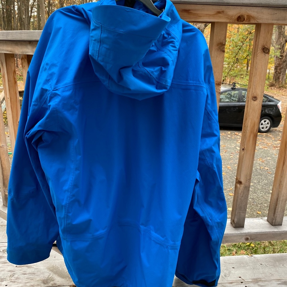 Llbean raincoat - Picture 2 of 4